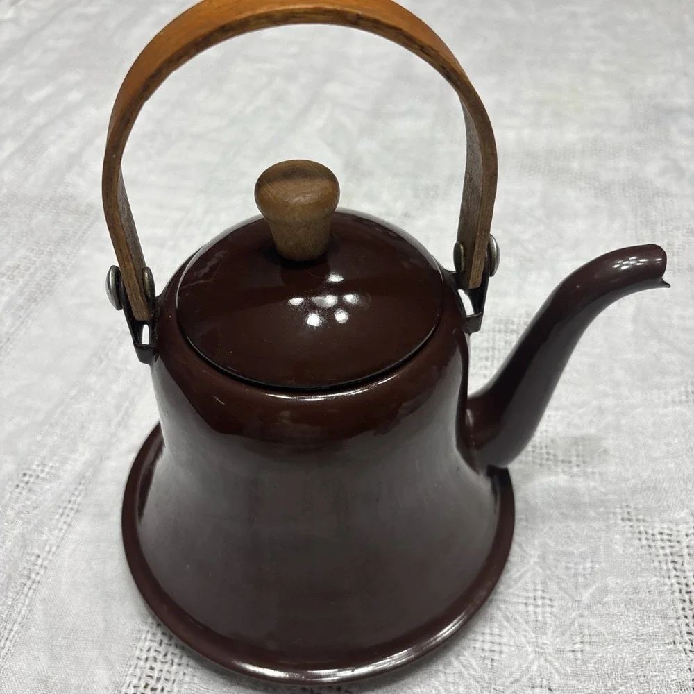Pretty Shiny Rich Brown Enamel Ware Tea Kettle Metal Farmhouse Cottage Rustic